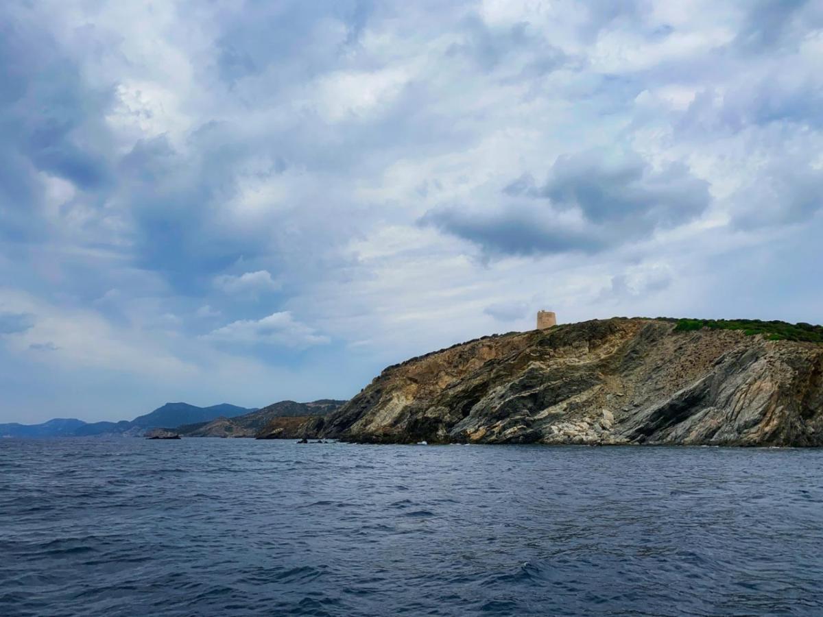 Beni Benius Hotel Teulada Buitenkant foto